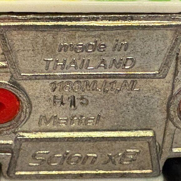 Hot Wheels Scion xB Car 2" Colour Shifter Diecast Mattel (SKU: 182TO) - Picture 7 of 7